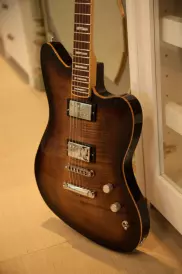Fender Select Carved Maple Top Jazzmaster HH - Cayenne Burst